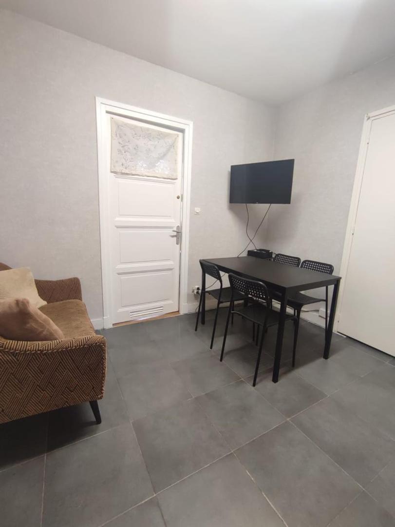 Appartement La cour d'école à Tours Extérieur photo
